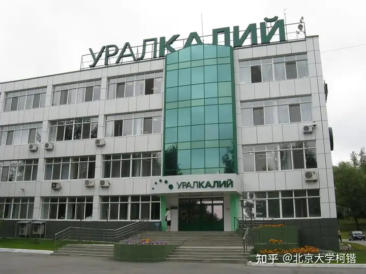 Kamil Galeev:牛油果经济学-——为什么俄罗斯不生产任何东西?