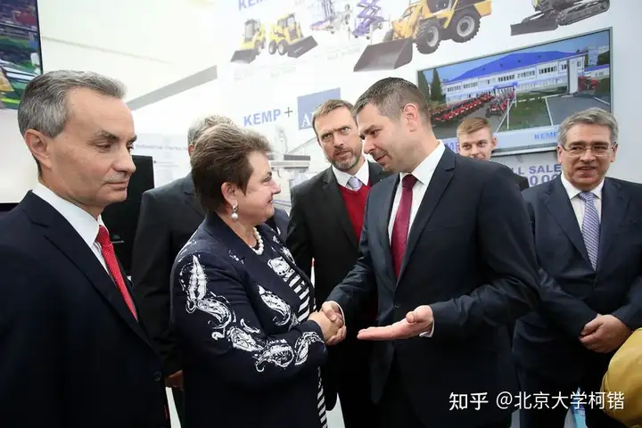 Kamil Galeev:牛油果经济学-——为什么俄罗斯不生产任何东西?