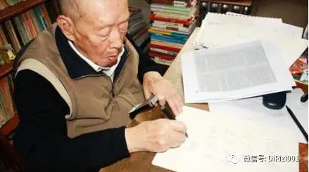 余英时:周有光是真正从
